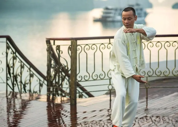 Indochine Cruise Lan Ha Bay 