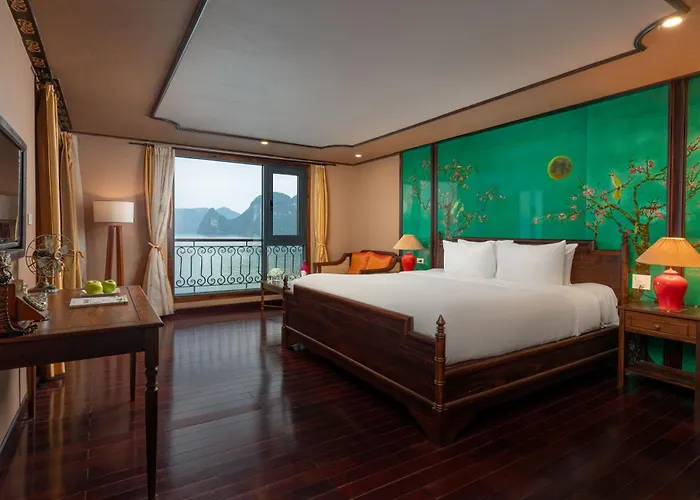 Indochine Cruise Lan Ha Bay 5*