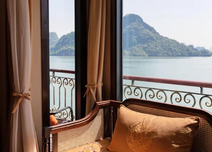  Indochine Cruise Lan Ha Bay 5*