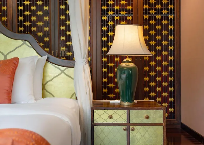 Indochine Cruise Lan Ha Bay 5* Hạ Long