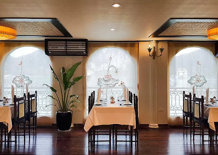 Indochine Cruise Lan Ha Bay  5*