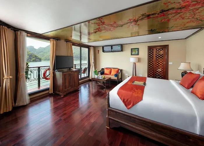  Indochine Cruise Lan Ha Bay Hạ Long
