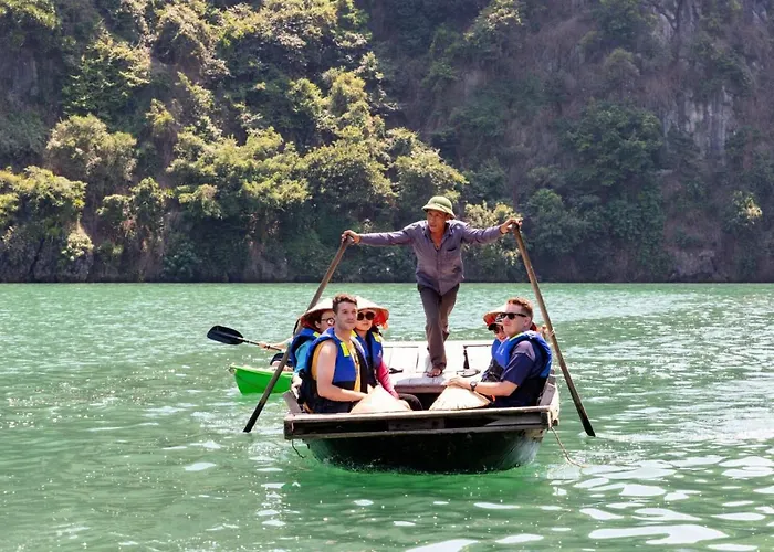 Indochine Cruise Lan Ha Bay 