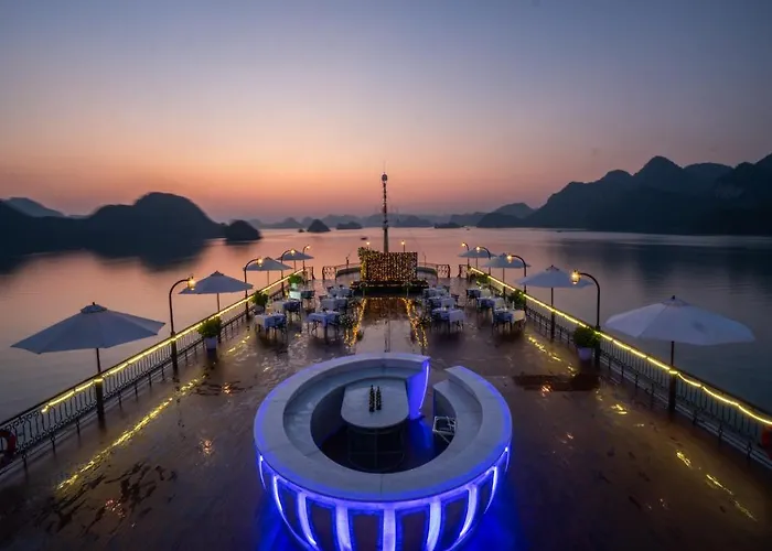  Indochine Cruise Lan Ha Bay 5*
